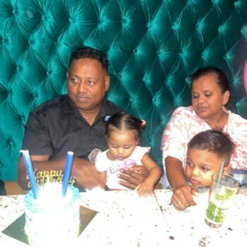 Babysitting job in Diamond Place: babysitting job Radesh