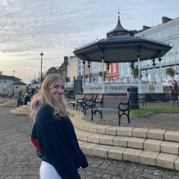 Babysitter Sallins: Sarah