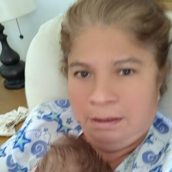 Babysitter in Panama City: Gloria