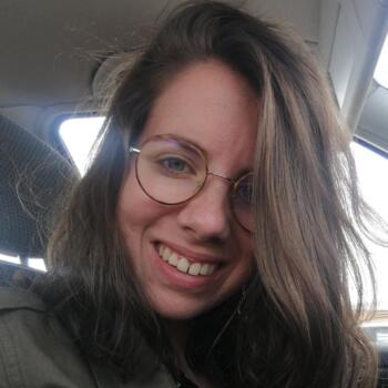 Babysitter in Épaney: Julie