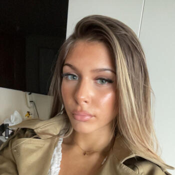 Babysitter Gothenburg: Aura