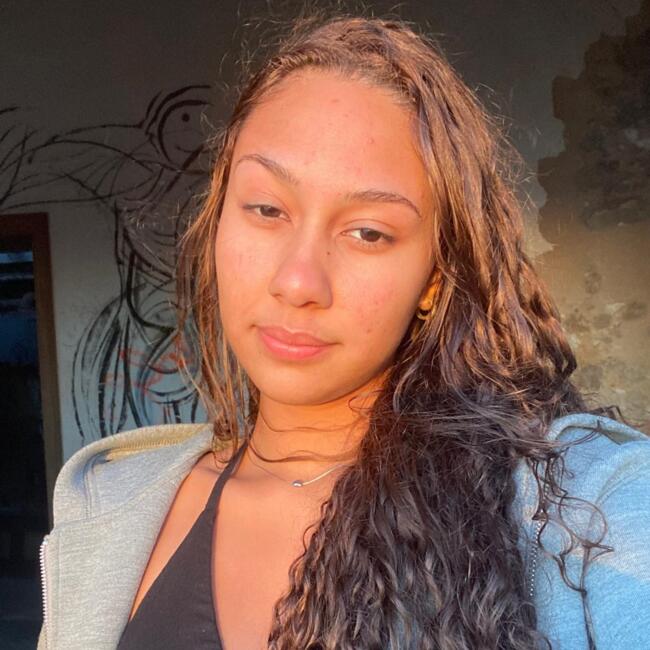 Babysitter em Santa Iria da Azóia: Laysa