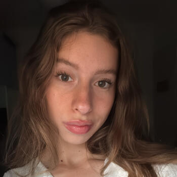 Babysitter in Nesher: Keren