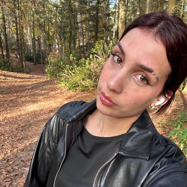 Babysitter in Bergen op Zoom: Juleney