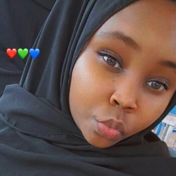 جليسة أطفال في الدمام: Everlyne