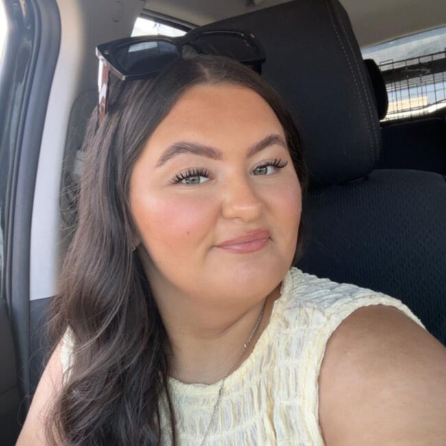 Babysitter in Birmingham: Emma