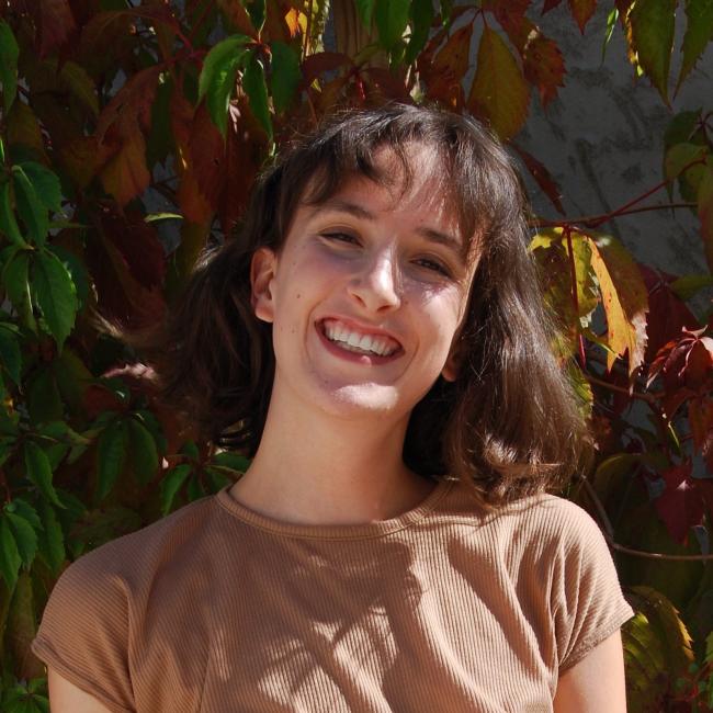 Babysitter in Brussels: Nina