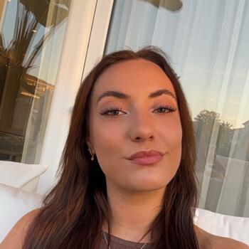 Babysitter Duiven: Selina