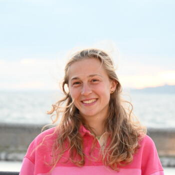 Babysitter em Colônia: Laura