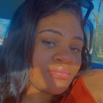 Babysitter in Alsip: Shanyah