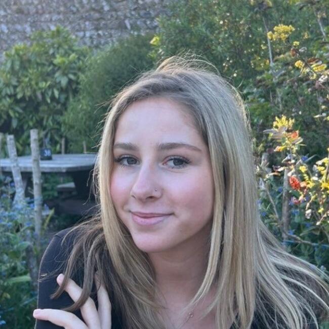 Babysitter in London: Sasha