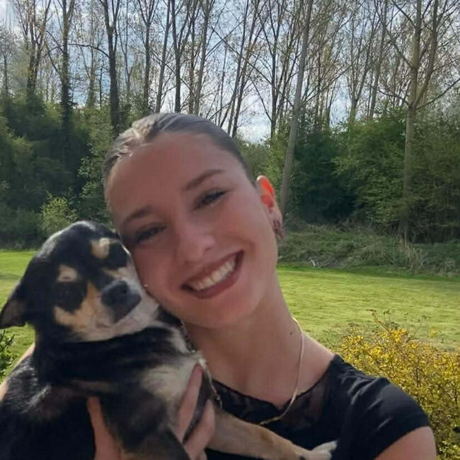 Babysitter in Lessines: Elise