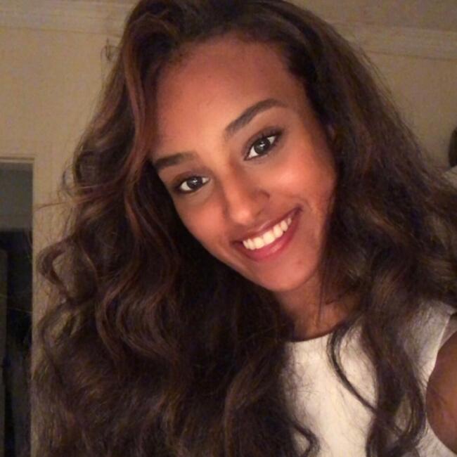 Babysitter in Jeddah: Deborah