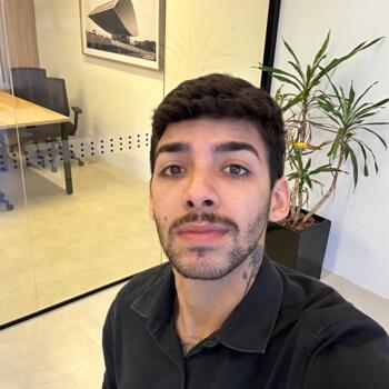 Babysitting job in Joinville: babysitting job Carlos