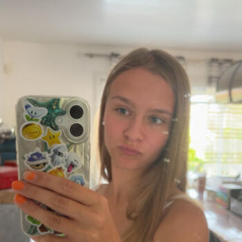 Babysitter in Spoy: Lheane