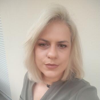 Nounou à Lárisa: ΚΑΛΛΙΟΠΗ