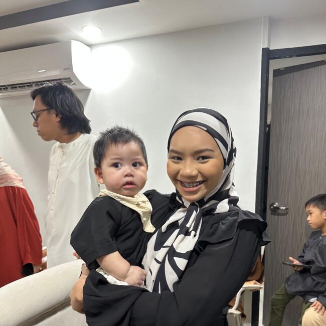 Babysitter in Singapore Island: Zella