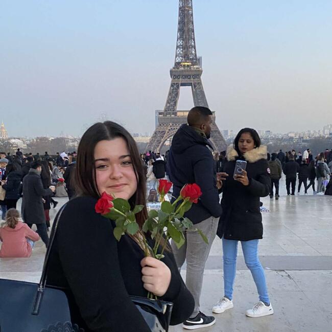 Babysitter in Orsay: Inès