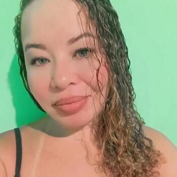 Babá em Teixeira de Freitas: Lorrane