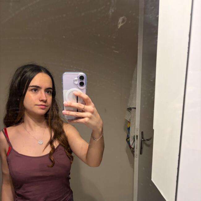 Babysitter in Plouha: Elisa