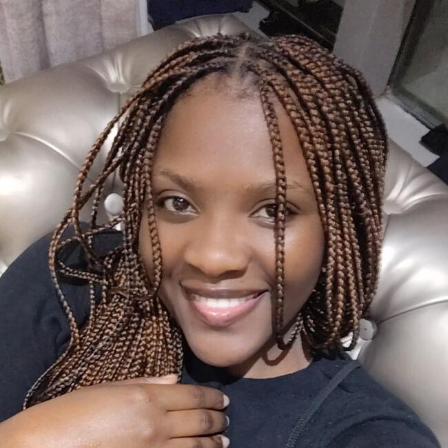 جليسة أطفال في أبوظبي: Tinotenda Dion