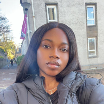 Babysitter Aberdeen: Elizabeth