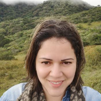 Babysitter in Desamparados (San José): Alejandra