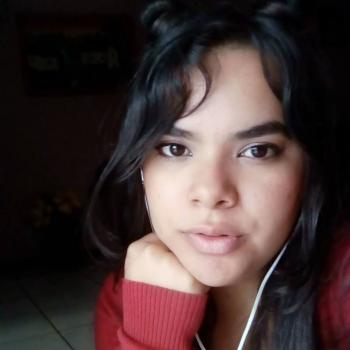 Niñera en Cartago: Laura