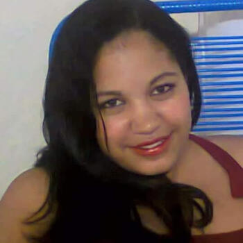 Babysitter Recife: Carla Mendes