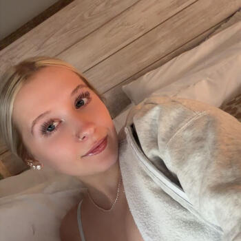 Babysitter in Philadelphia: Emma