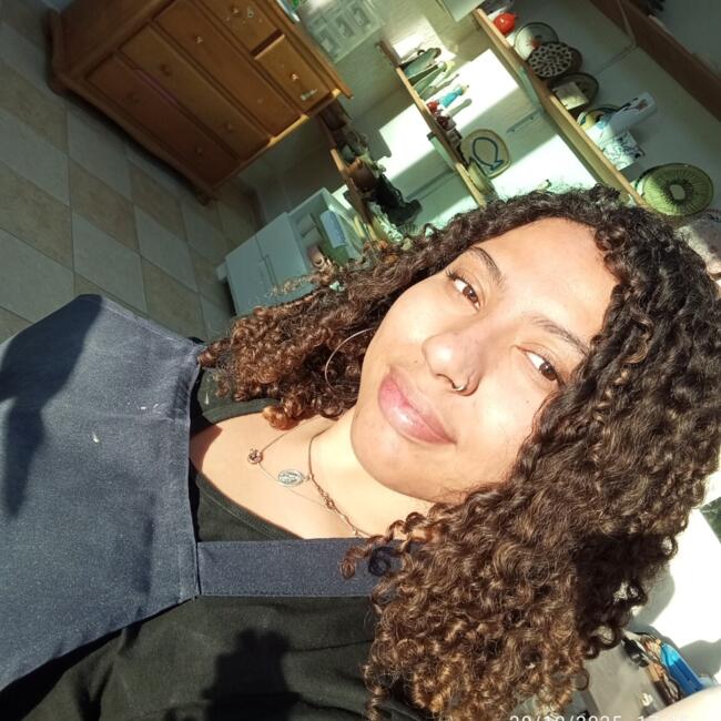 Babysitter in Guarujá: Eshiley