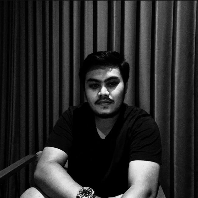 Lowongan pekerjaan babysitting di Kota Surabaya: Aldy