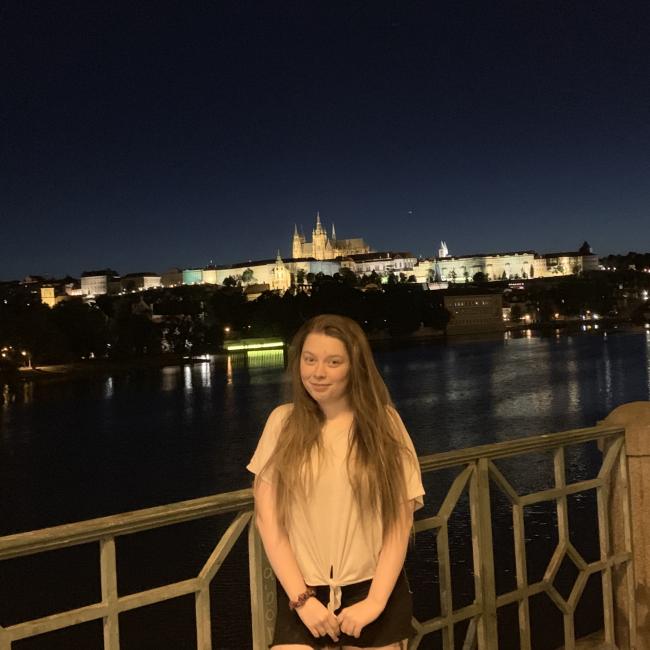 Babysitter in Birmingham: Chloe