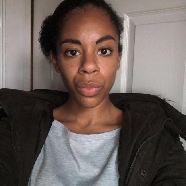Babysitter in Bradford: Alycia
