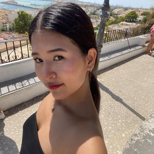 Babysitter in Valencia: Emily