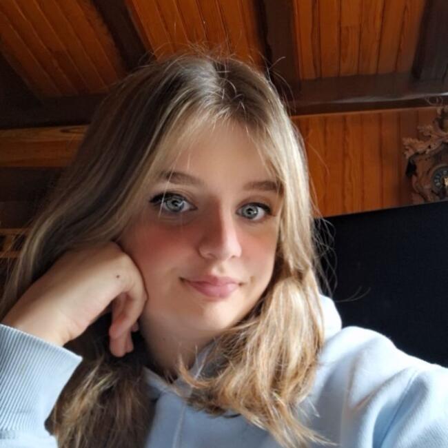 Babysitter in Lagny-sur-Marne: Léna