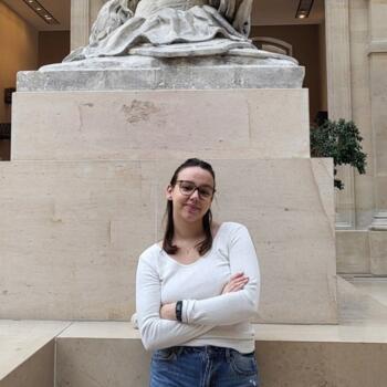 Babysitter in Les Écrennes: Margaux