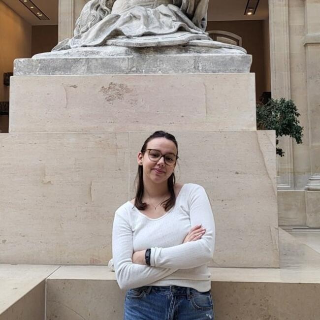 Babysitter in Les Écrennes: Margaux