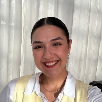 Babá em Londrina: Letícia