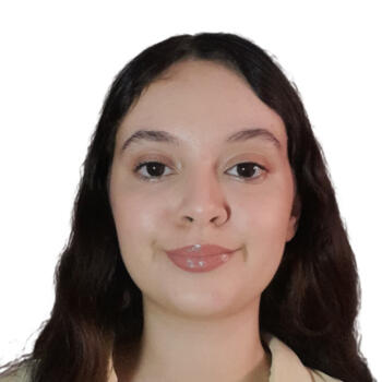 Babysitter in Rabat: Aya