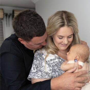 Babysitting job in Gold Coast: babysitting job Lorissa
