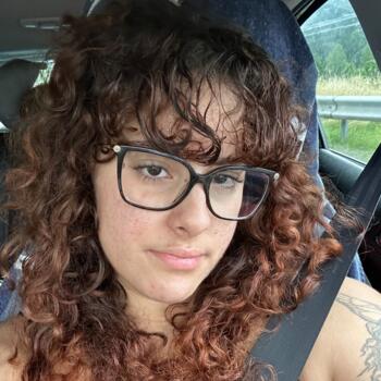 Babysitter in Istres: Lola