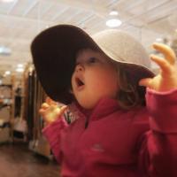 Família Athlone: Trabalho de babysitting Anna Sowa