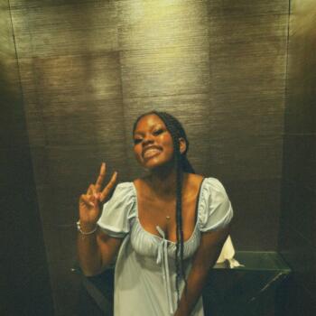 Babysitter em Oeiras: Nia