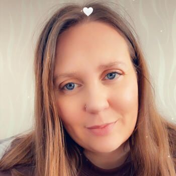 Babysitting job in Ellesmere Port: babysitting job Courtney