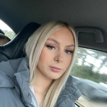 Babysitting job in Exeter: babysitting job Suzy