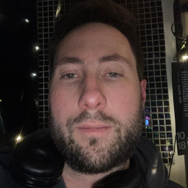 Babysitting job in Charnècles: Antoine