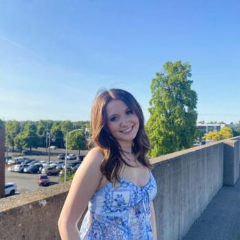 Babysitter in Dallas (Oregon): Jacquelynn