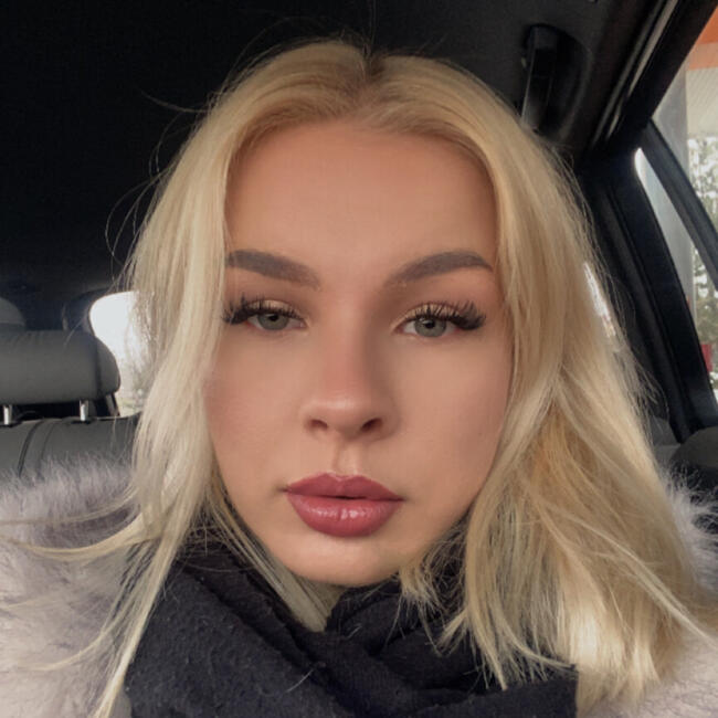 Babysitter in Radom: Julia