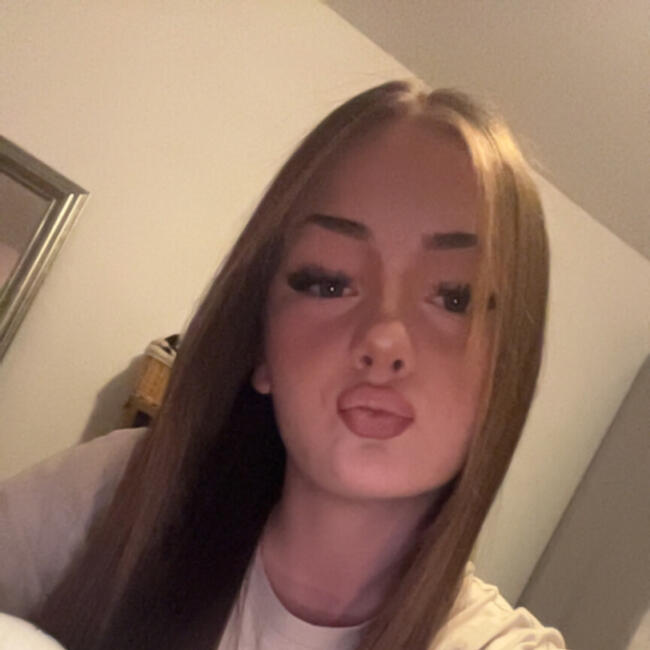 Babysitter in Plédran: Elise